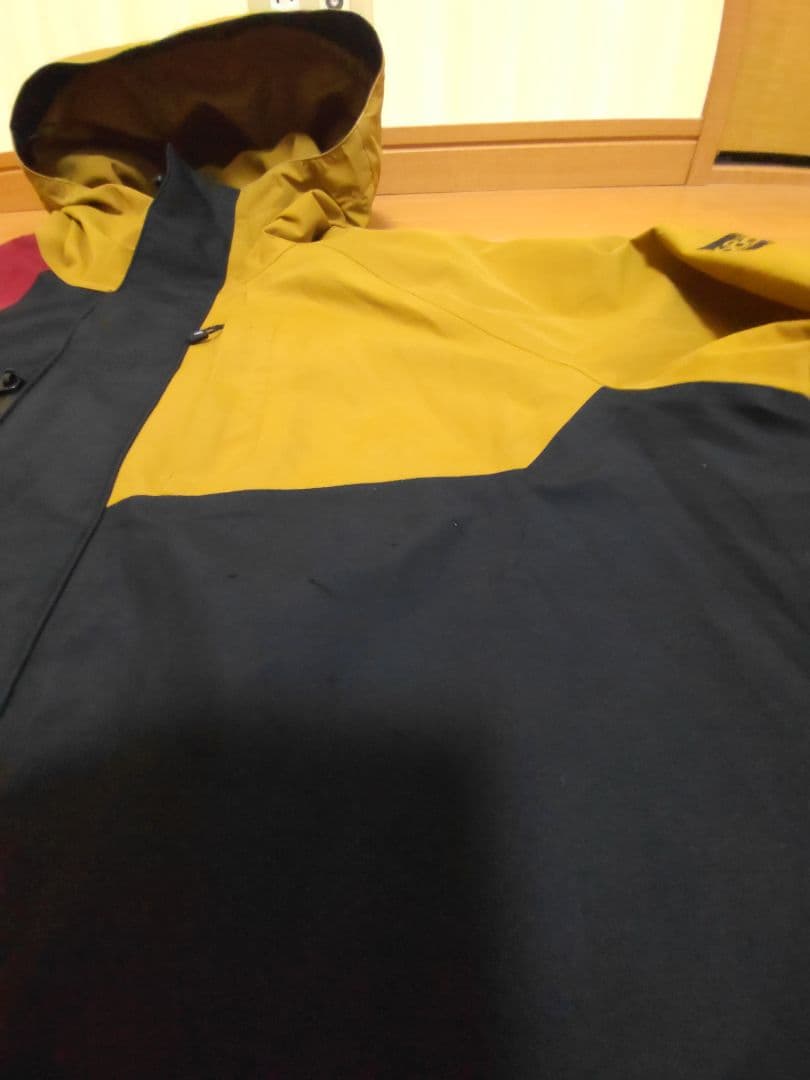 686 GORE-TEX　スノーボード　スキー　ウェア　ゴアテックス