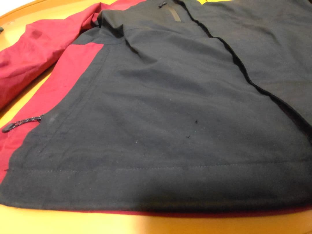 686 GORE-TEX　スノーボード　スキー　ウェア　ゴアテックス