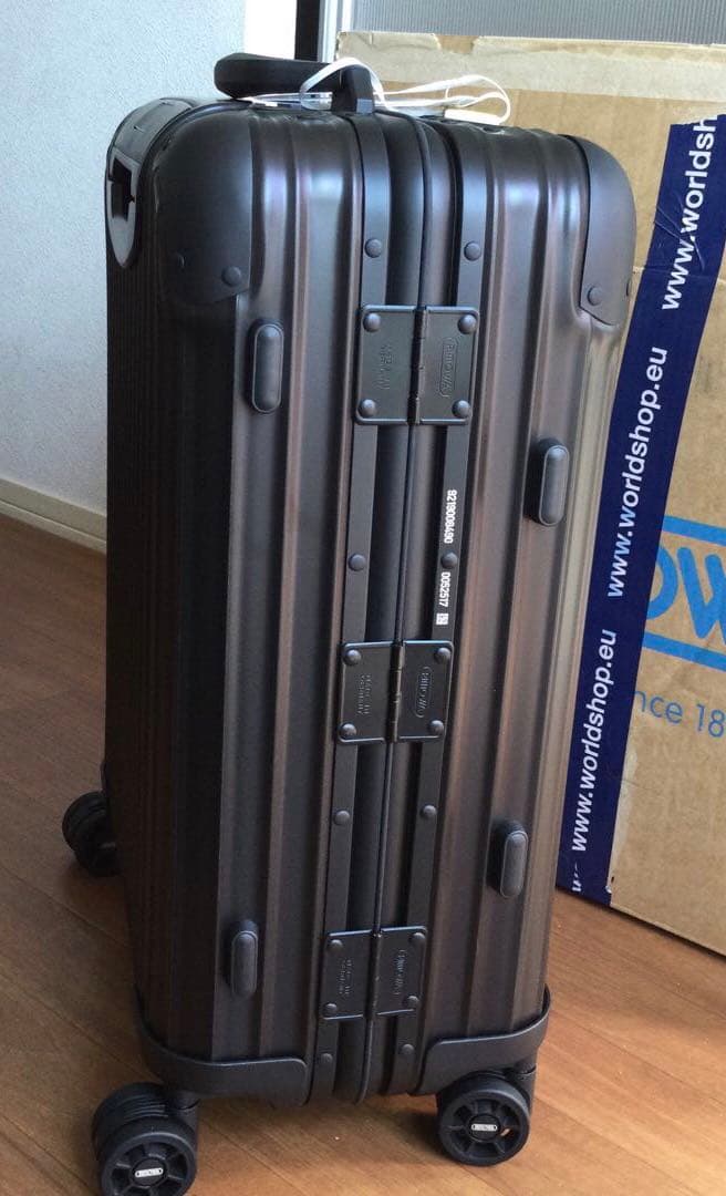 RIMOWA　リモワ ステルス ルフトハンザ アルミ ブラック 32L 4輪