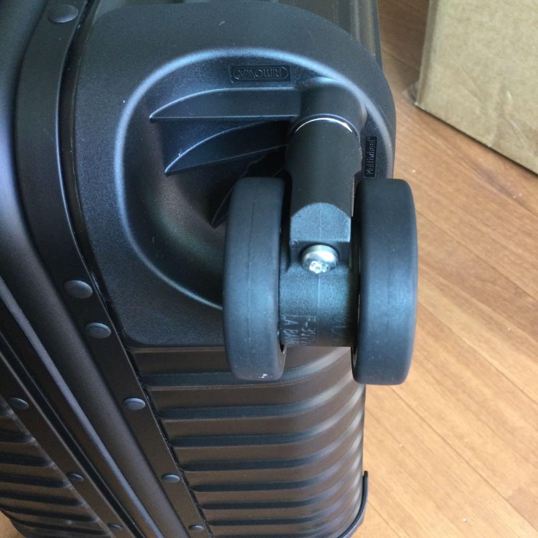 RIMOWA　リモワ ステルス ルフトハンザ アルミ ブラック 32L 4輪
