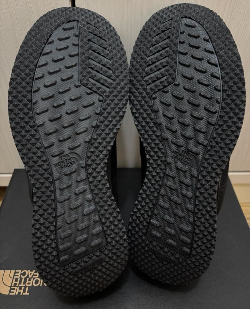THE NORTH FACE・ヌプシローファー　２４センチ　新品タグ付　黒