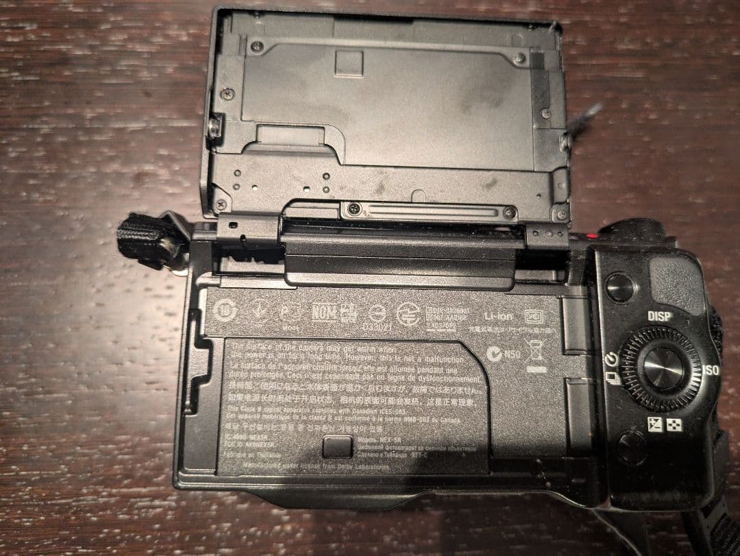 【美品】SONY ミラーレス一眼カメラ　NEX-5R NP-FW50