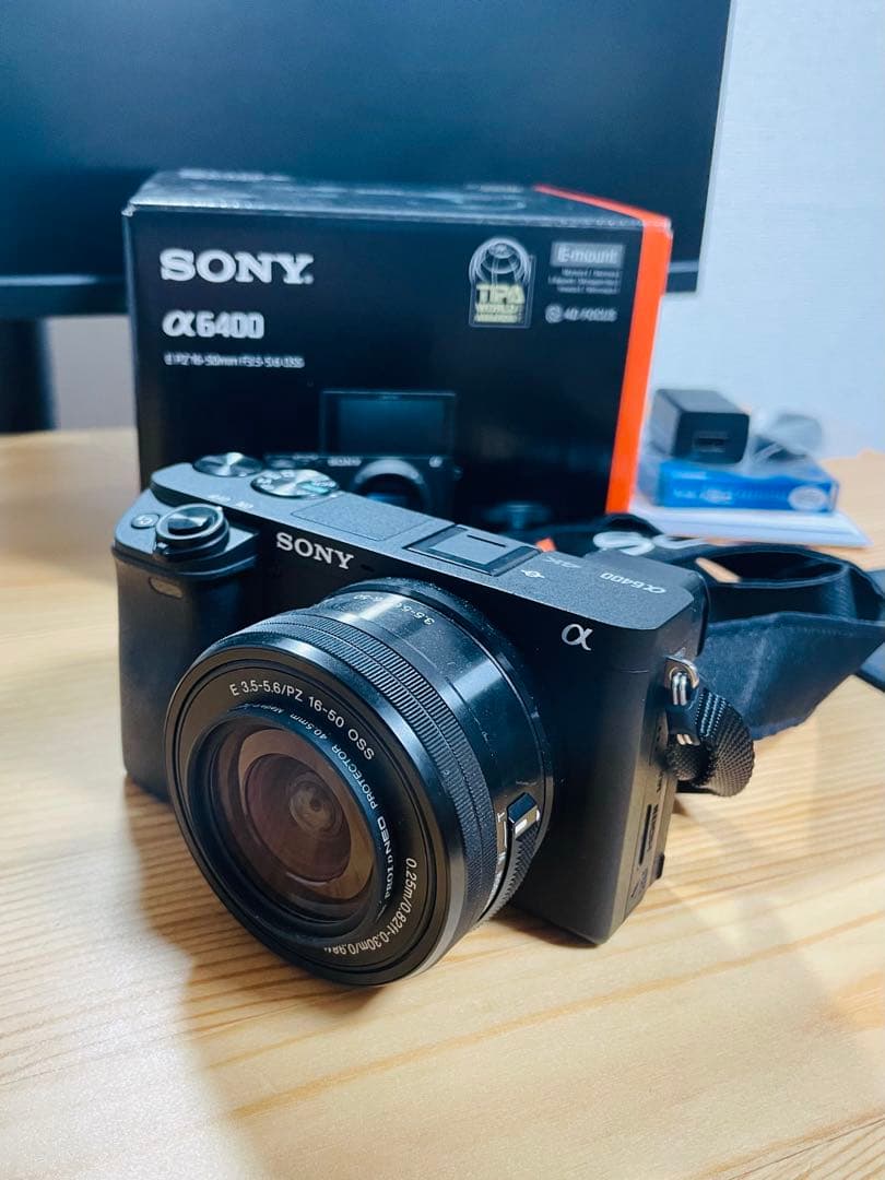 SONY α 6400 パワーズームレンズキット (16-50mm)