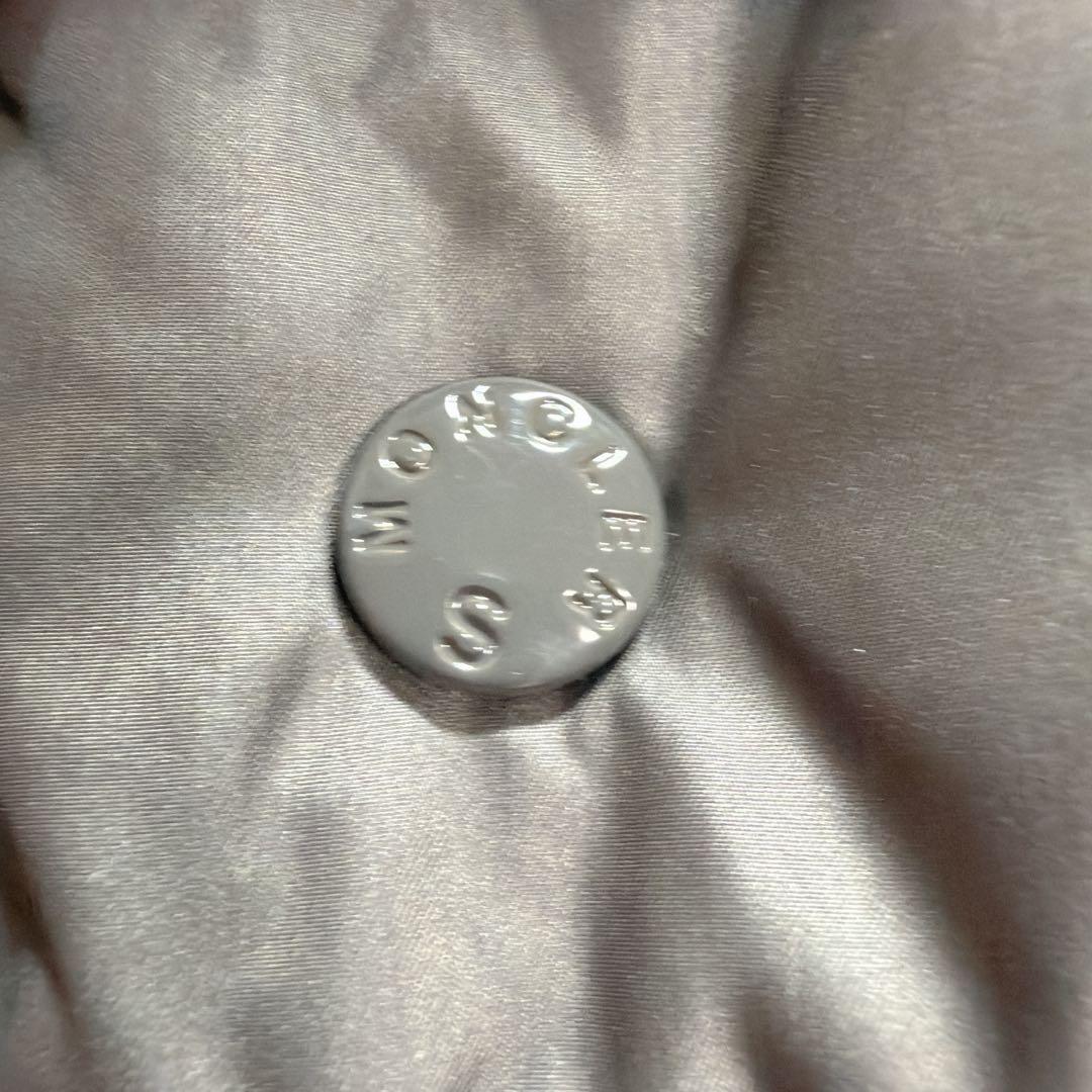 MONCLER モンクレール ダウンジャケット ワッペン フリル グレー フード