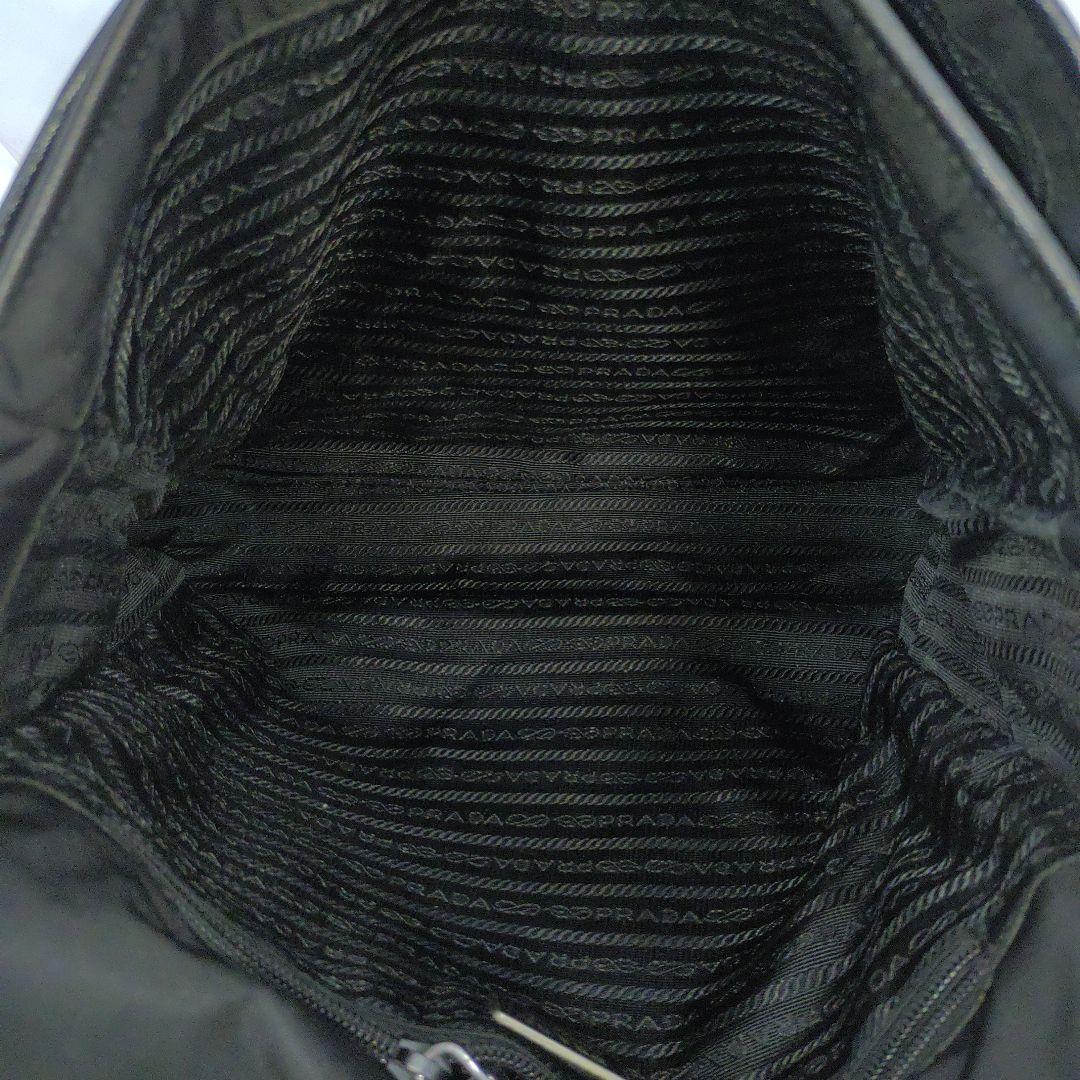 プラダ メッセンジャーバッグ サフィアーノレザー×ナイロン A4可 三角ロゴ 黒