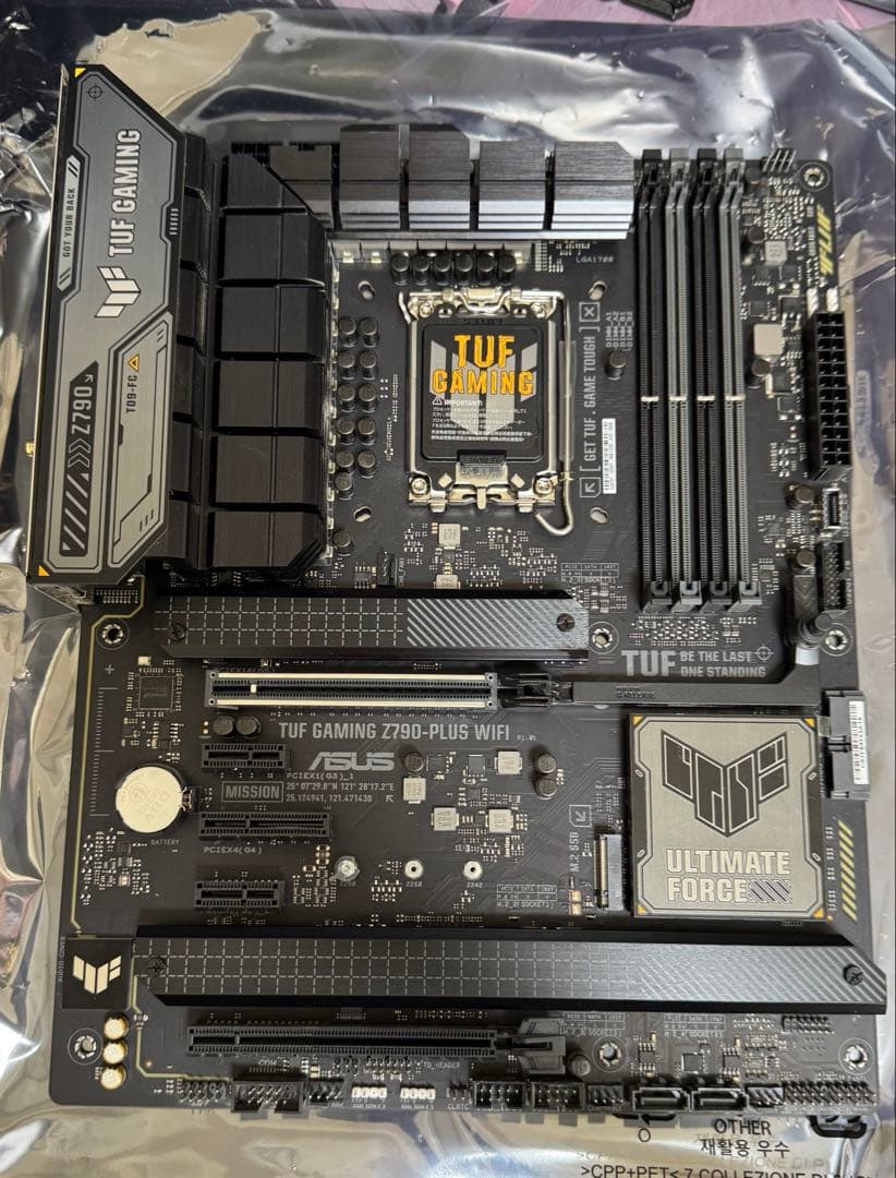 ASUS TUF Z790-WIFI D5 マザーボード LGA1700
