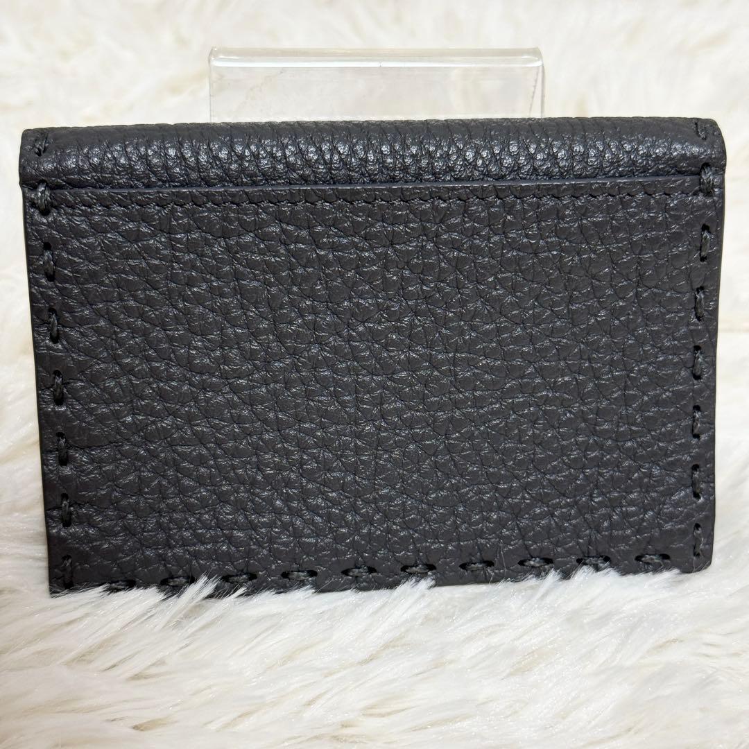 【未使用級】FENDI セレリア　名刺入れ　レザー　シルバー金具　シボ革