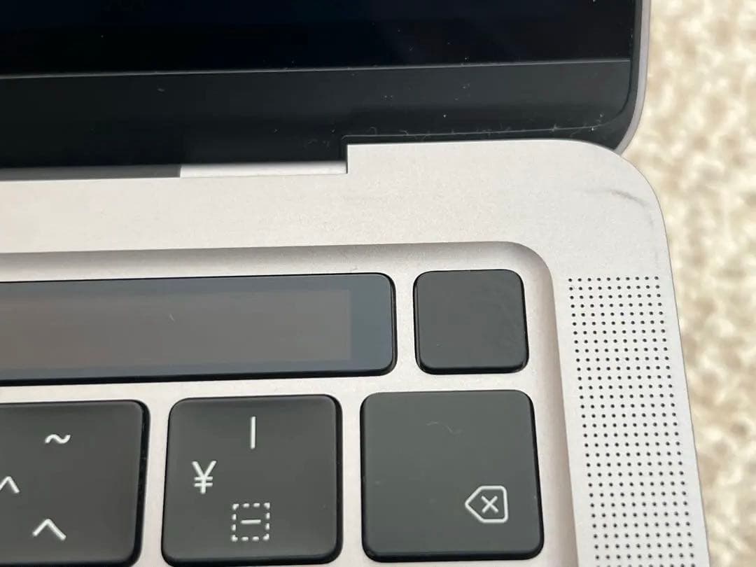 【超美品】MacBook Pro 2020 13inch Corei5本体