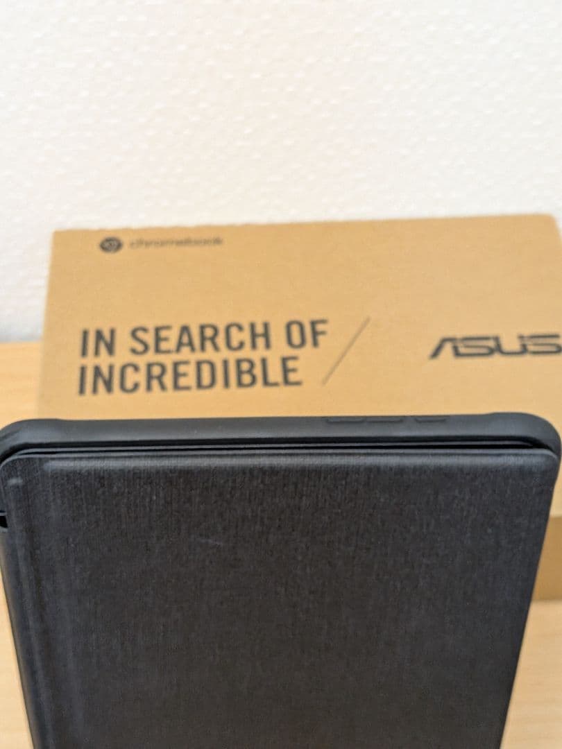 ASUS Chromebook CZ1000DVA 本体