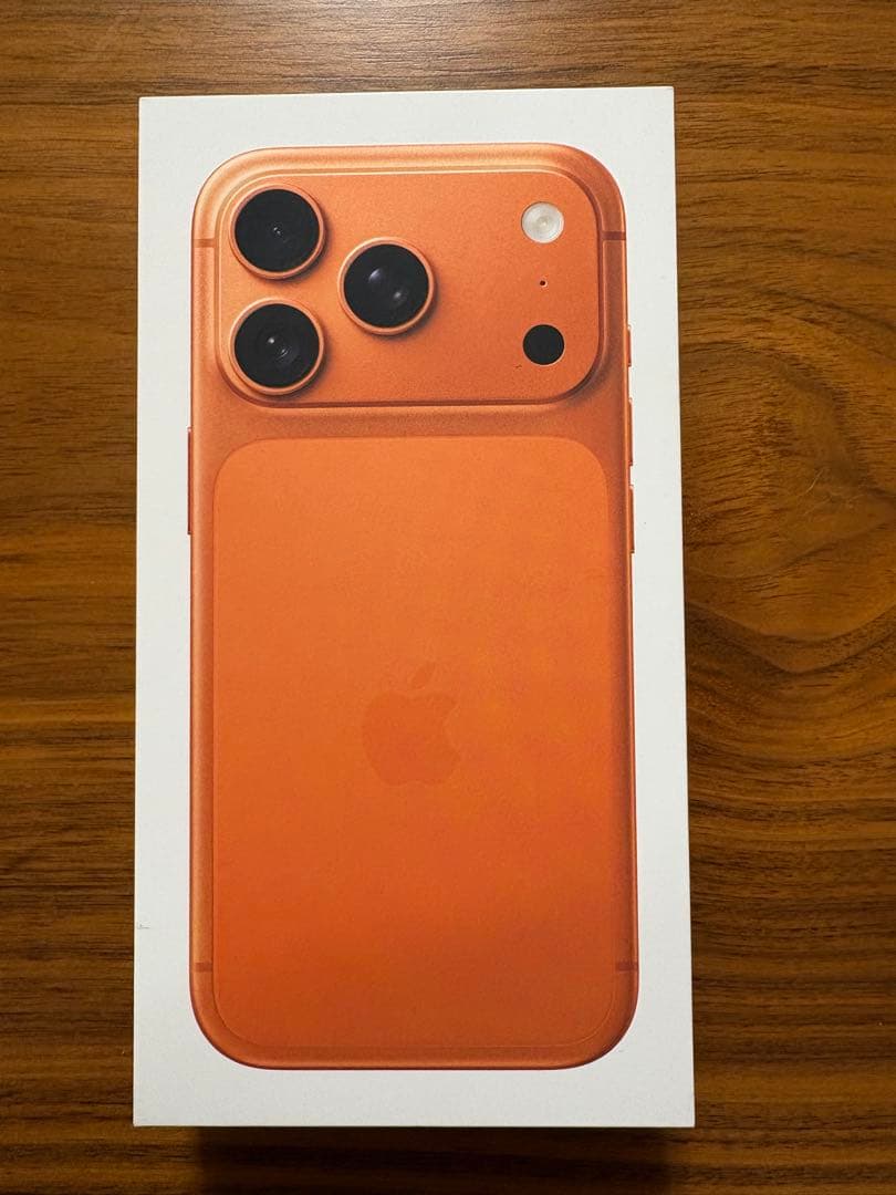 iPhone17 Pro 256GB 国内版 SIMフリー　★ケース付き★