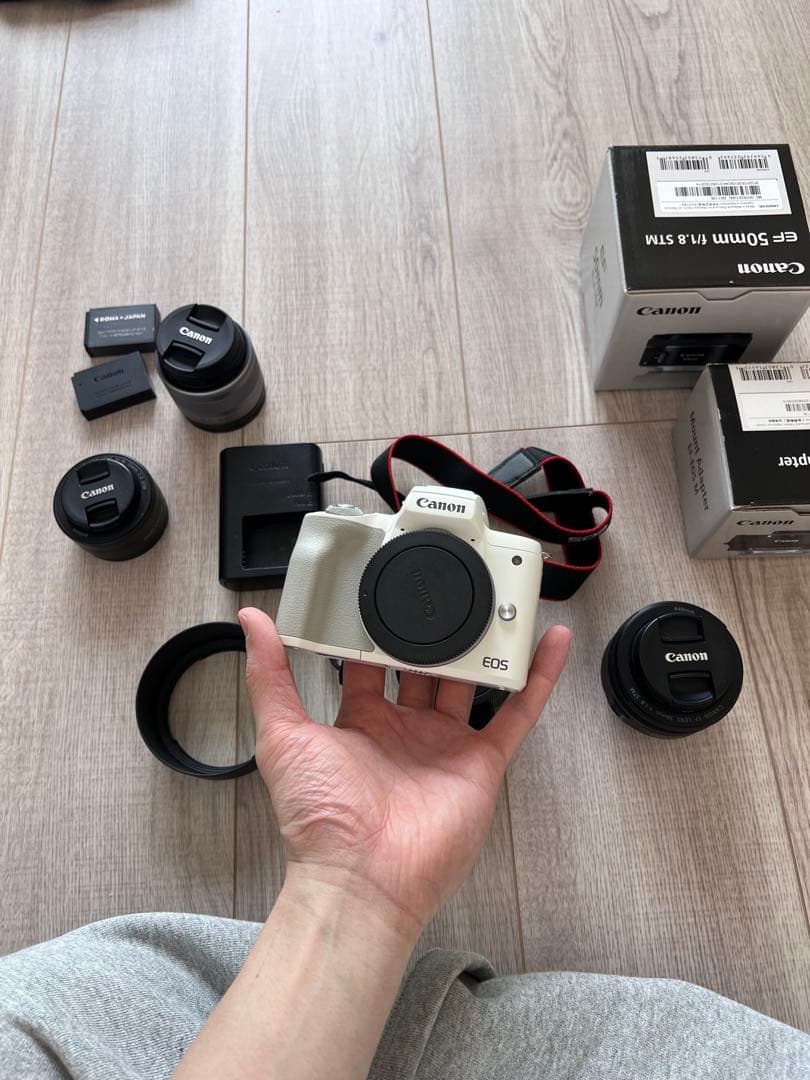 【早い者勝ち】Canon EOS kiss M2 ホワイト レンズ3つセット
