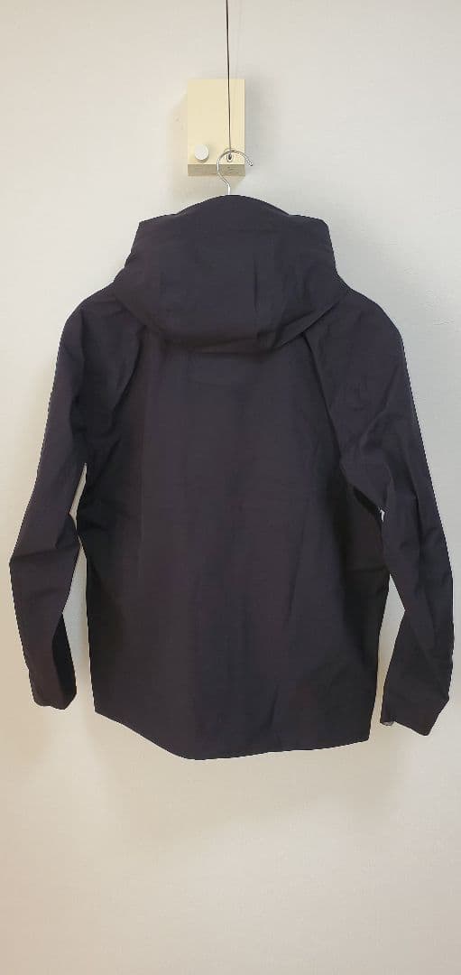 新品同様　2025年購入　デサントオルテライン　クレアス　黒　M