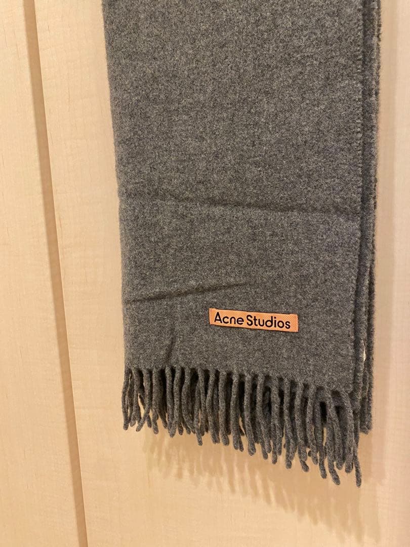 Acne Studios グレー フリンジマフラー ストール　　200x45cm