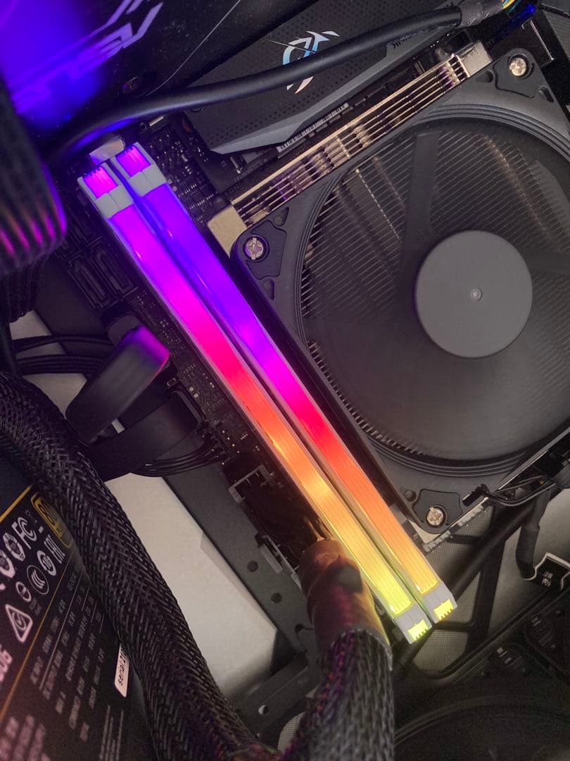 メモリー corsair Vengeance RGB Pro 32GB