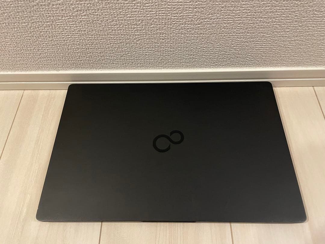 富士通 U9312/J i7 12世代 256GB Office