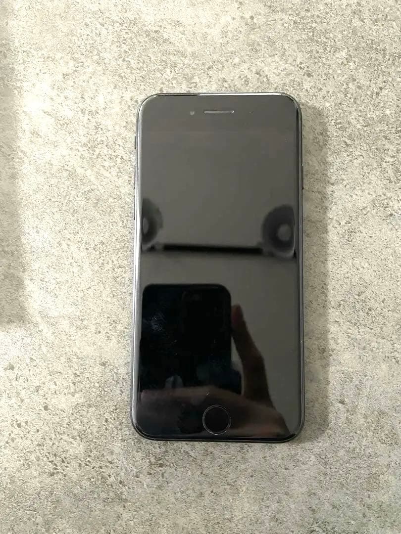 iPhone SE（第2世代） 64GB ブラック