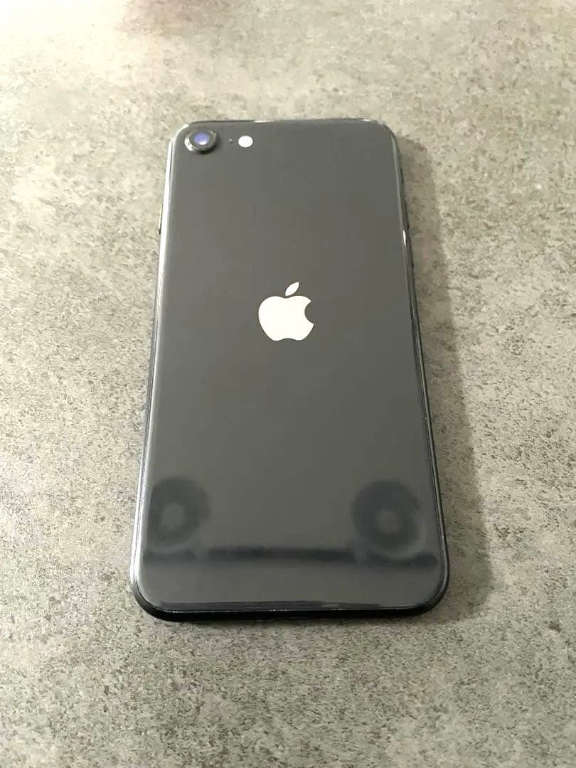 iPhone SE（第2世代） 64GB ブラック