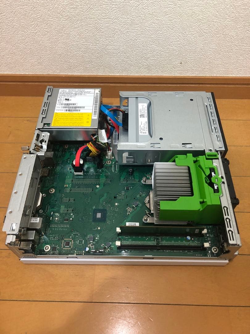 ESPRIMO/core i3/SSD128GB/DVDマルチ/win11pro