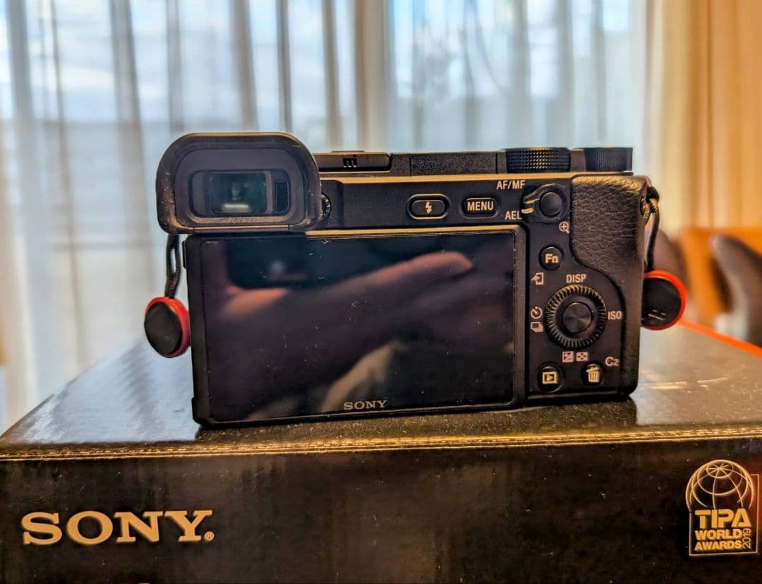 SONY α6400　ボディとその他もろもろ　レンズ無し　27年10月まで保証有