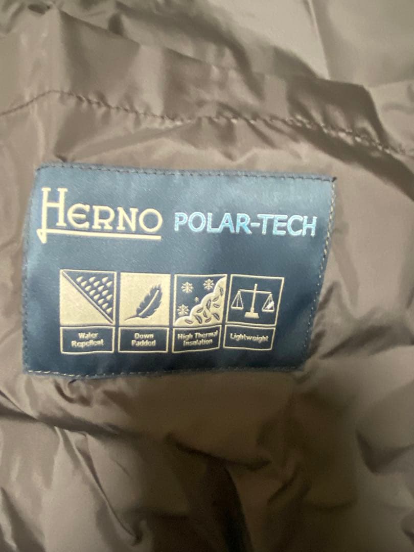 HERNO ヘルノ　POLAR TECH 4ポケットフードダウンジャケット