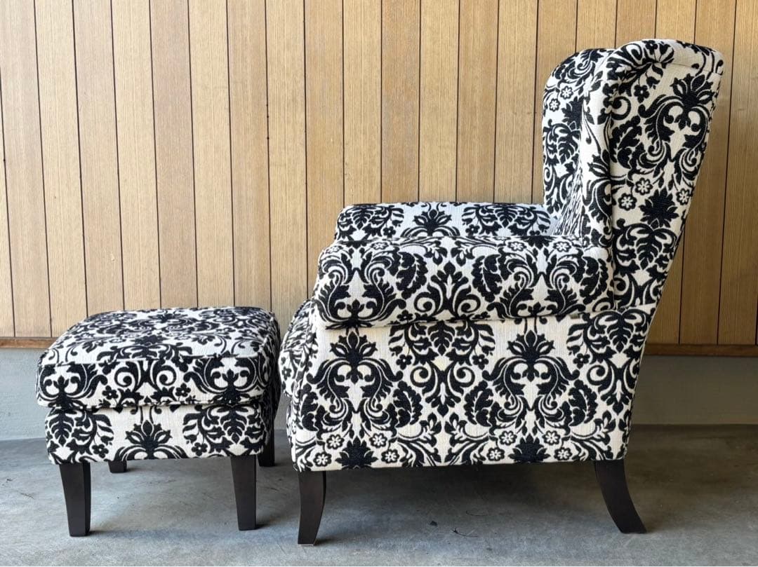 【ドイツ 定価25万 IDC大塚家具 ドミシール 1人掛けソファ オットマン付き