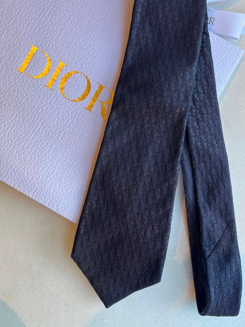 【極美品】ChristianDior ネイビー　ネクタイロゴパターン　成人式向け