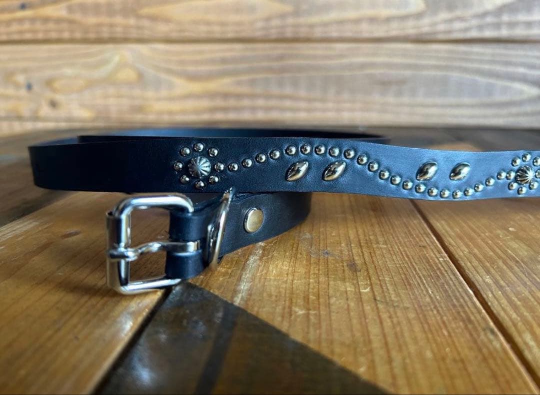 【新品未使用】スタッズナローベルト18mm幅 ダブルリーフhtcナロー好き