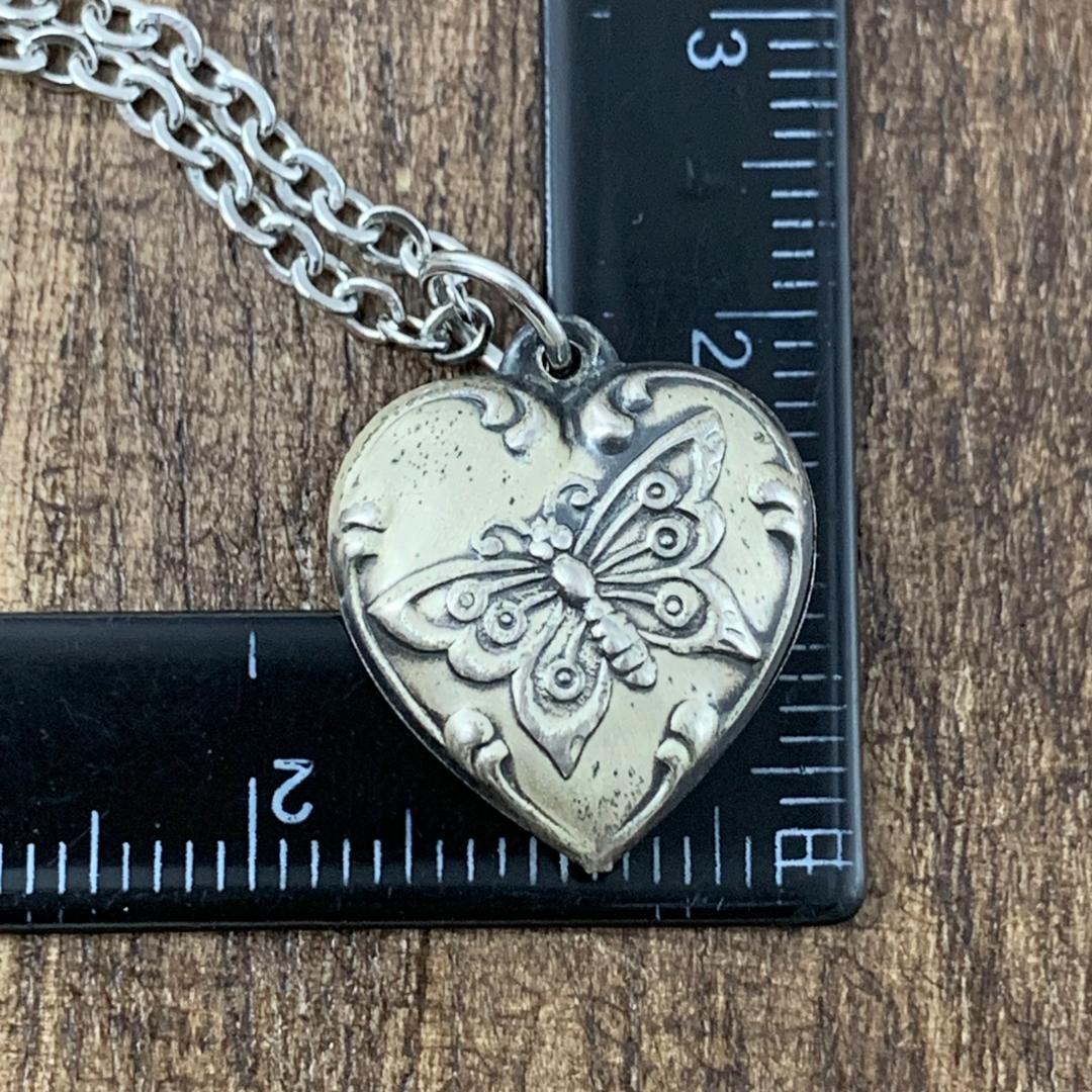 スウィートハートジュエリーバタフライ蝶 シルバーヴィンテージネックレス NAVY