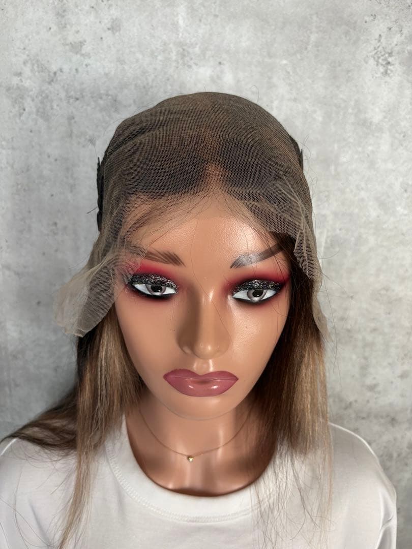 【新品】人毛100%フルウィッグ｜ブラウンハイライト｜自然なもみあげ｜ロング