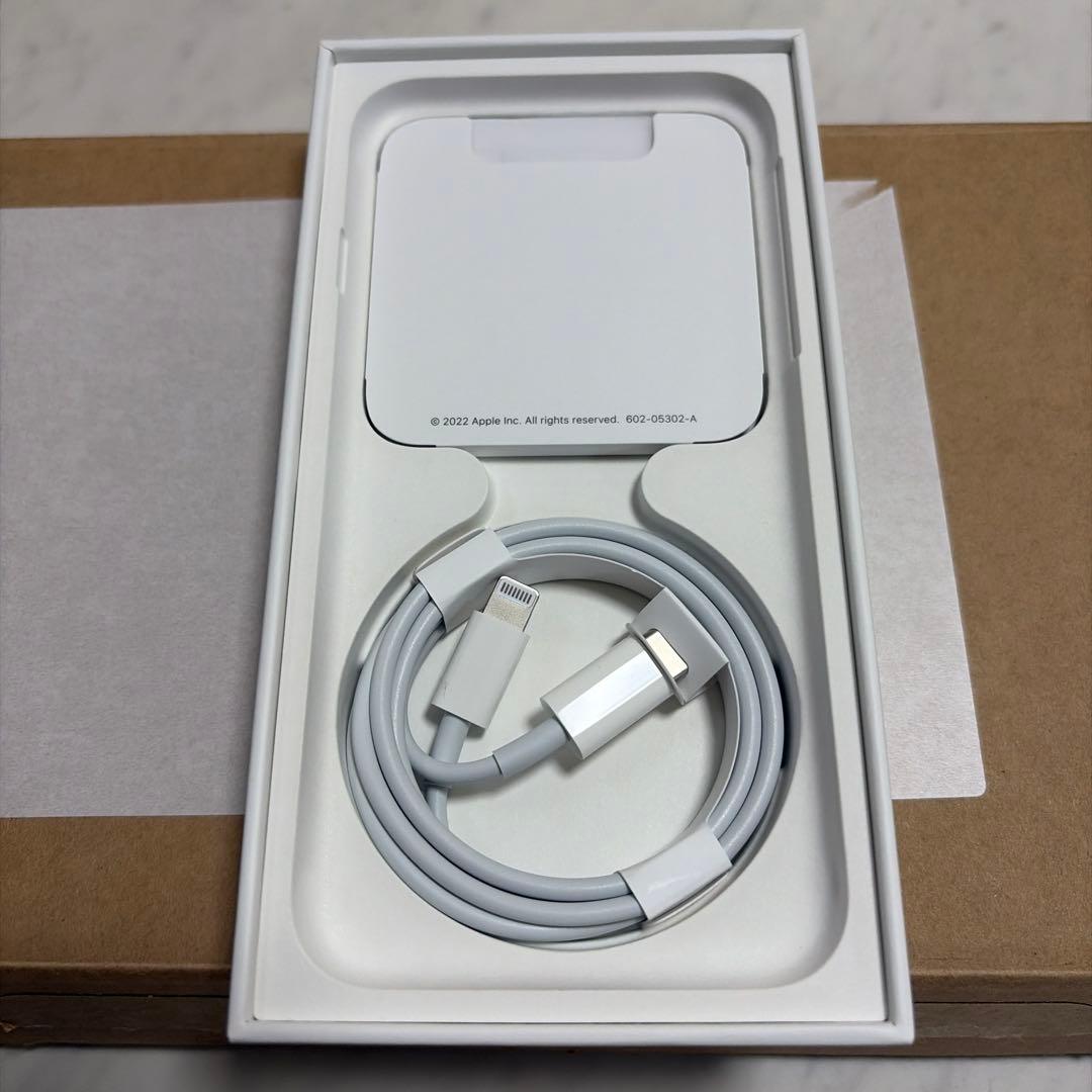 iPhoneSE3 第三世代　256GB おまけ付き　美品