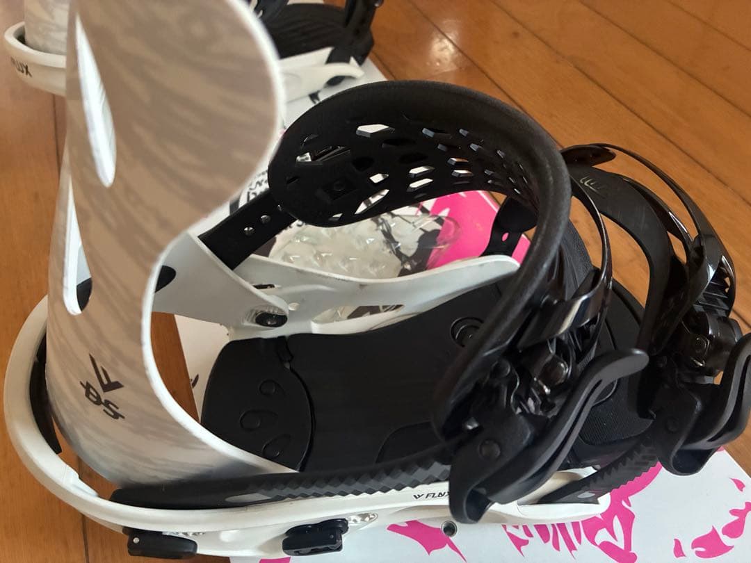 FLUX DSビンディング Ignio 138cm スノーボード板