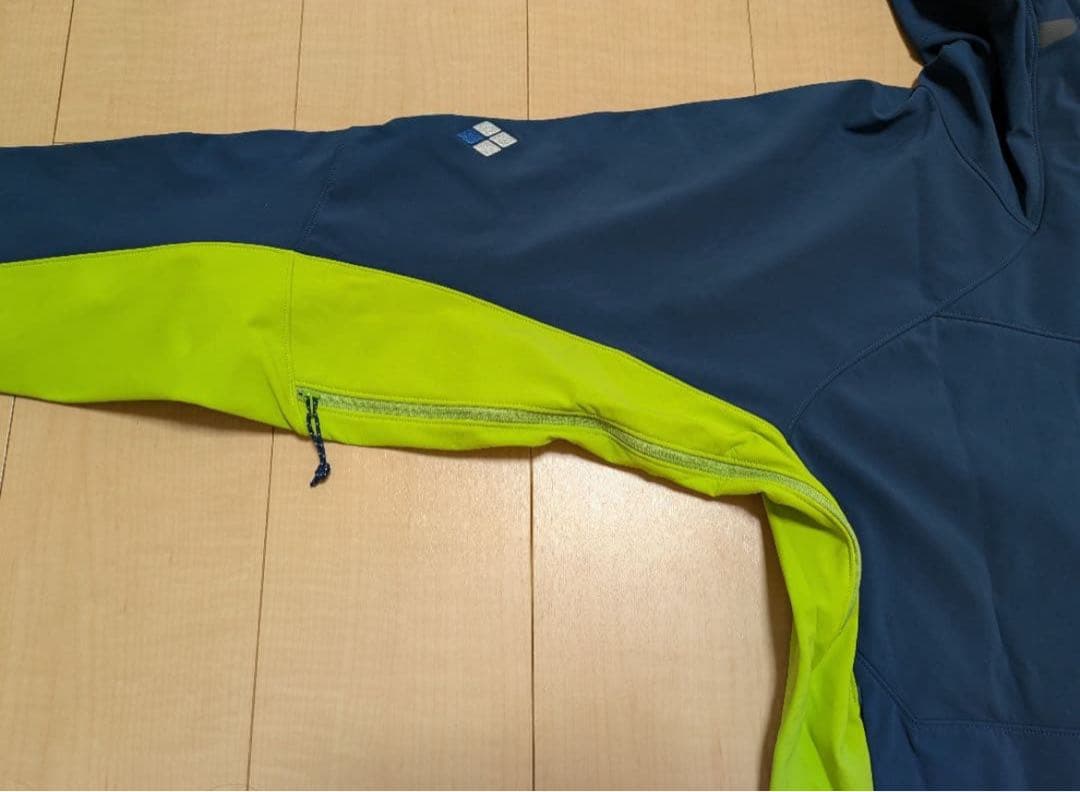 パウダーシェッドパーカー　モンベル　L