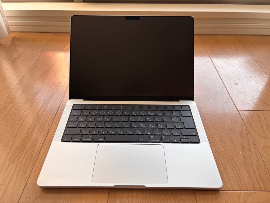 【超美品】14インチ MacBookProM3Proシルバー18GB 512GB