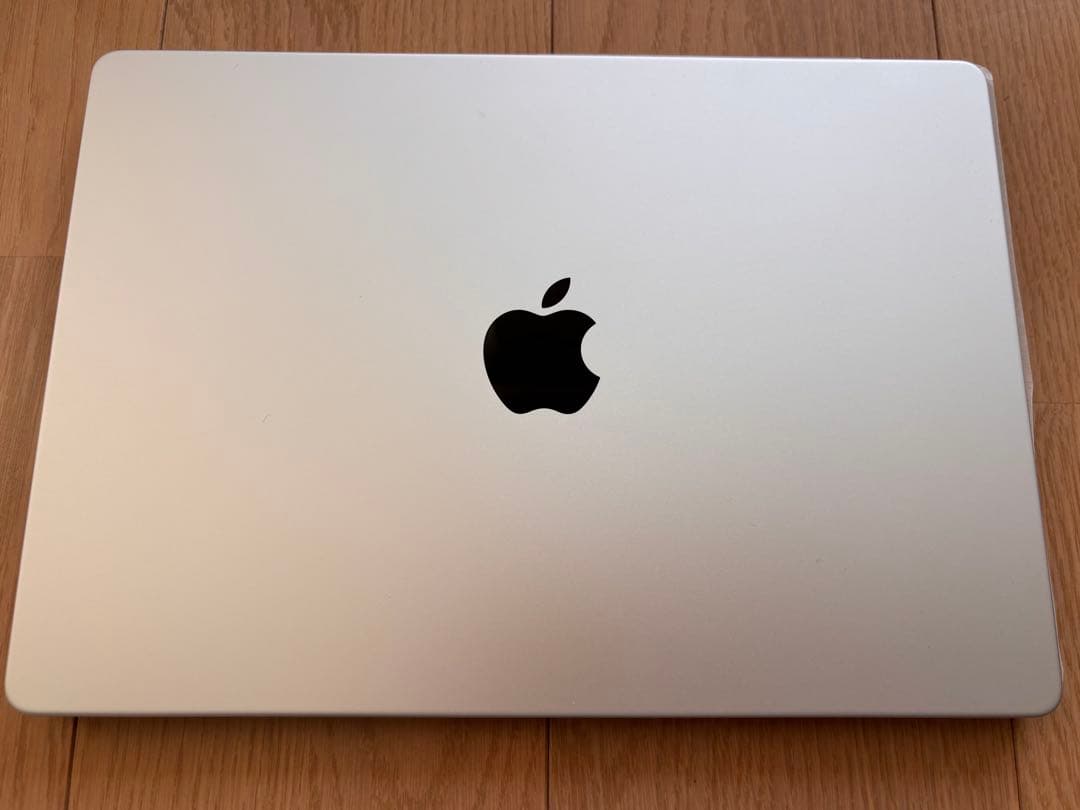 【超美品】14インチ MacBookProM3Proシルバー18GB 512GB