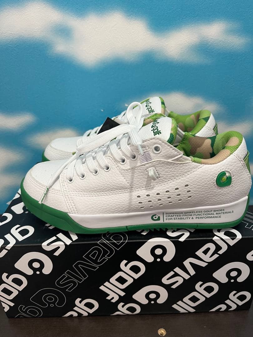 新品未使用グラビスゴルフシューズ　24センチ