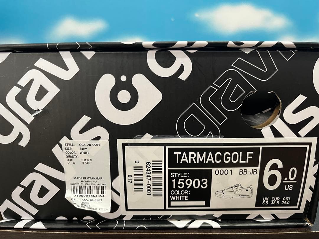 新品未使用グラビスゴルフシューズ　24センチ