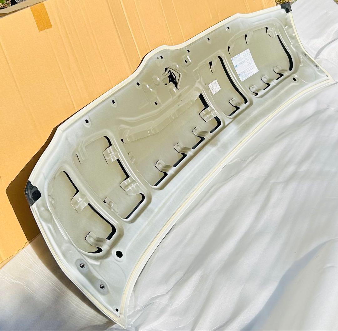 jam024様　ハイエース　200系　8型　DX ナロー　純正ボンネット