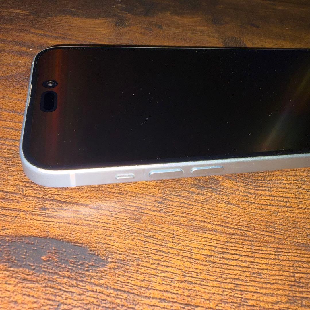 【iPhone15 plus】ホワイト　256GB SIMフリー