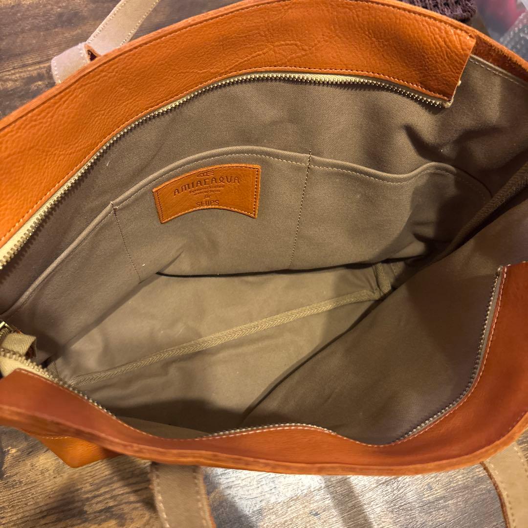 【値下げ中】SHIPS コラボ　レザーのバッグ