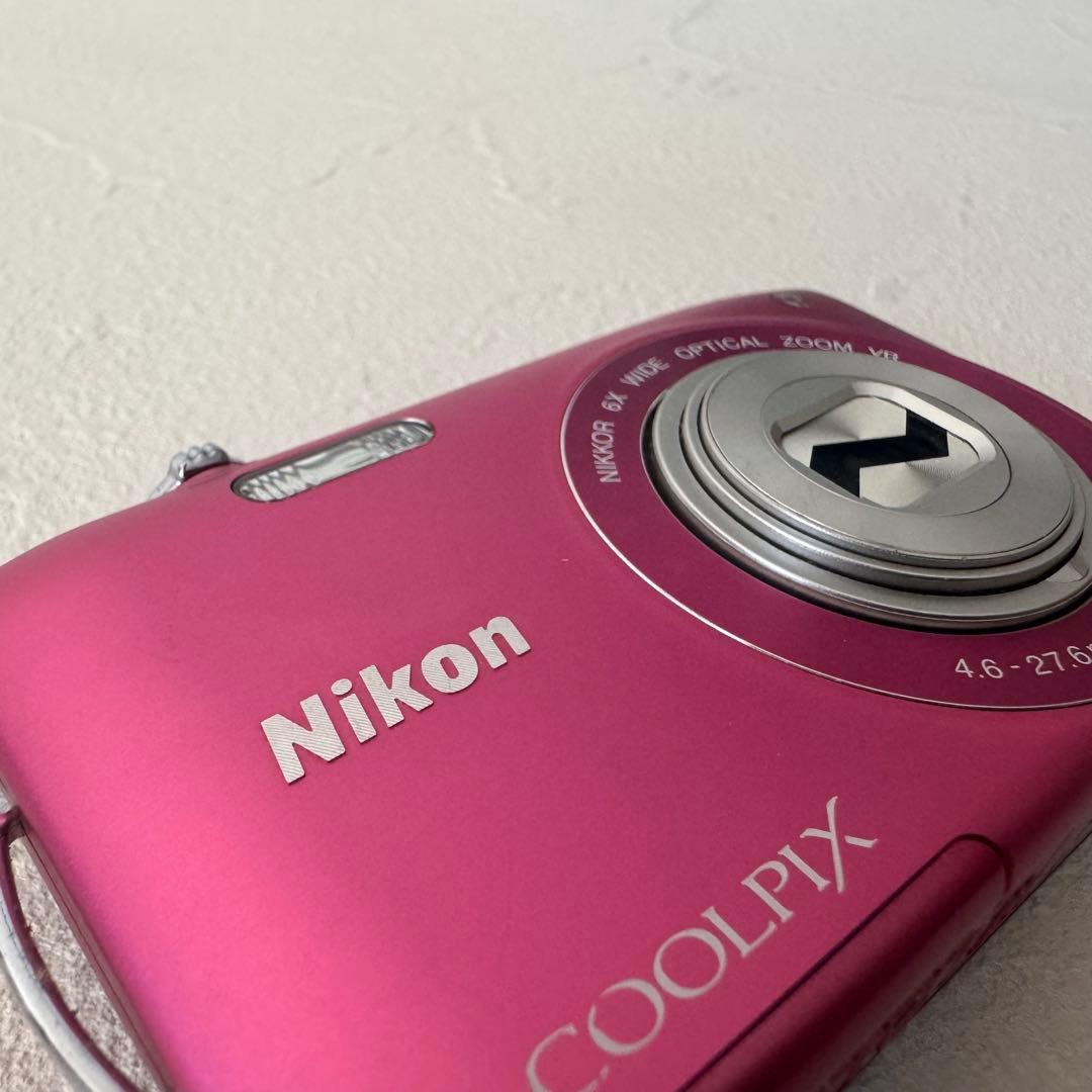 Nikon COOLPIX S3300 ピンク デジカメ バッテリー、SD付属