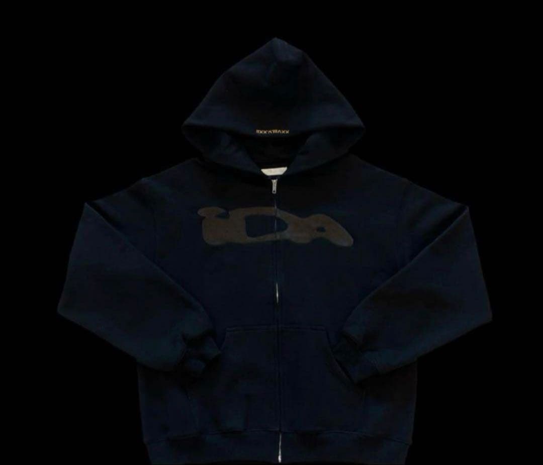 ロゴ刺繍パーカー 黒 ネイビー