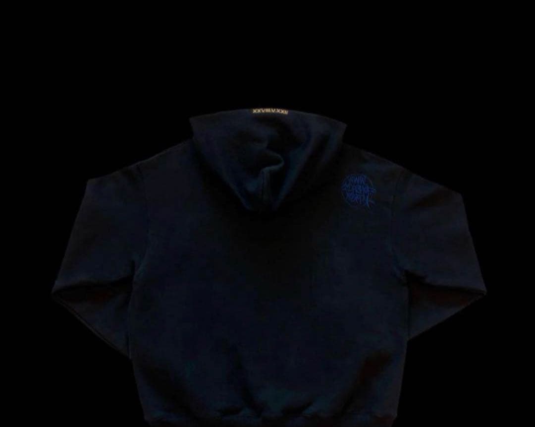 ロゴ刺繍パーカー 黒 ネイビー