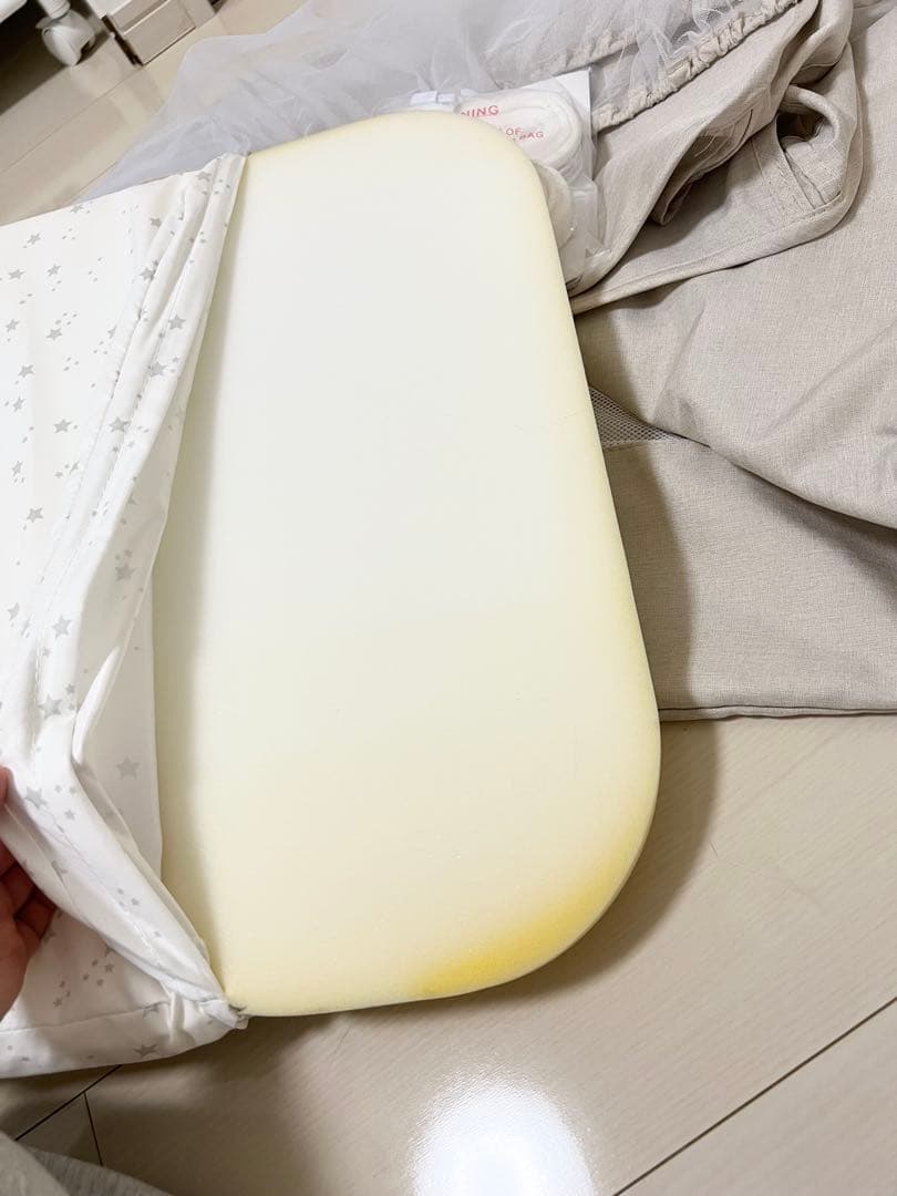 hzdmj ベビーベッド　色々セットになってます