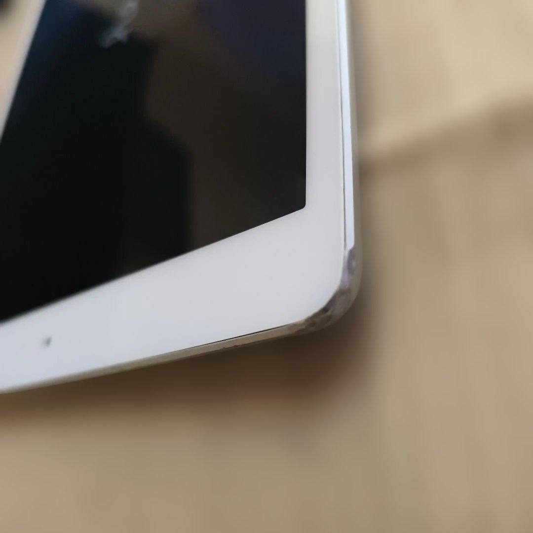 iPad Air第3世代/64GBWi-Fi＋Cellularモデル 89％