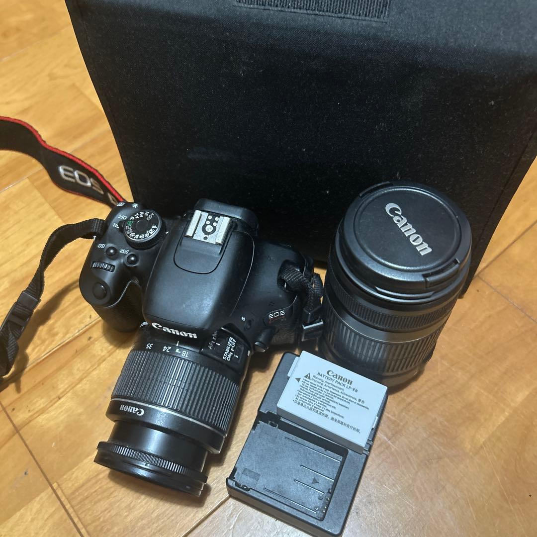 Canon EOS Kiss X5 ダブルズームキット レンズ２個付きです