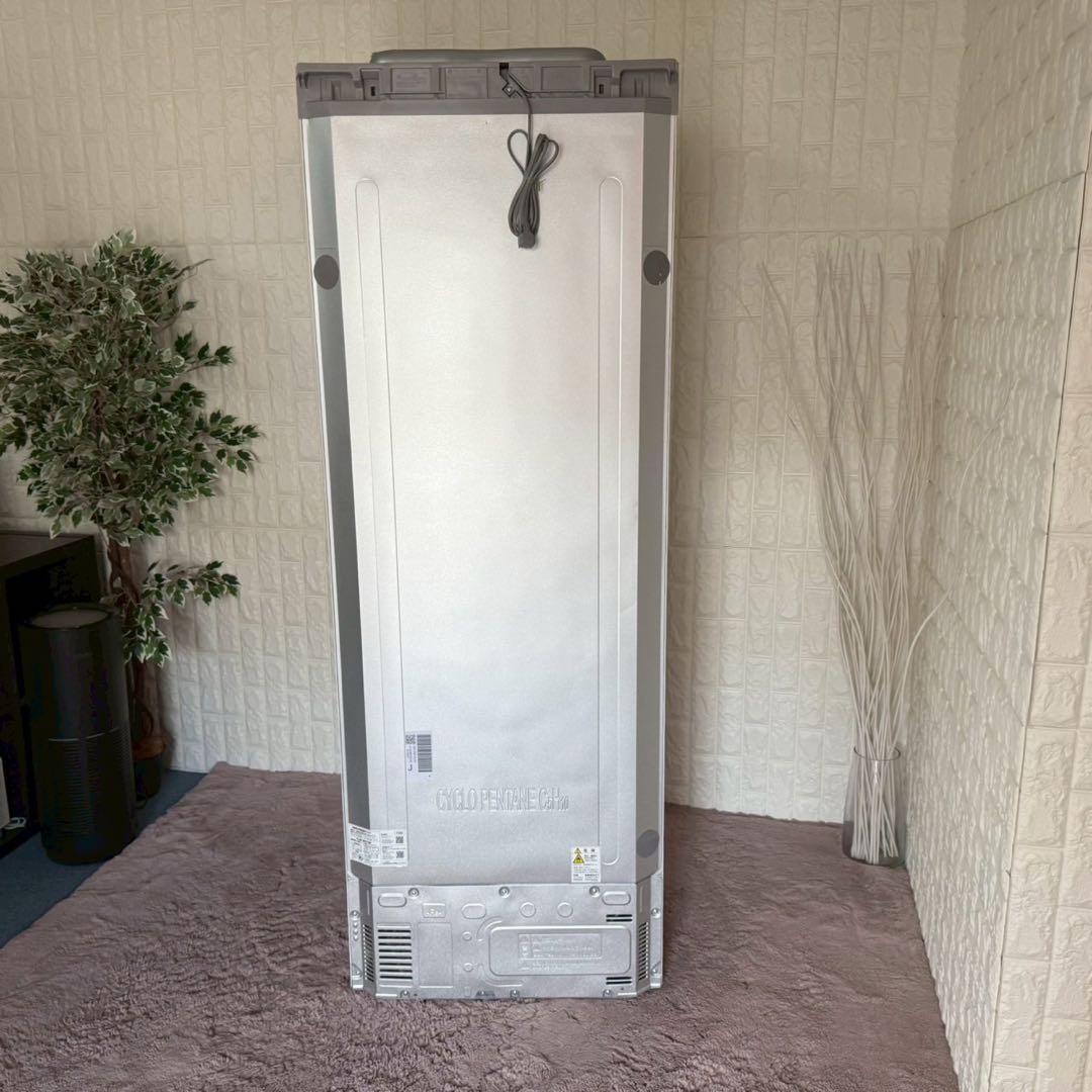 Duc Nguyen ✨冷蔵庫　シャープ　SJ-MF46J-W ホワイト