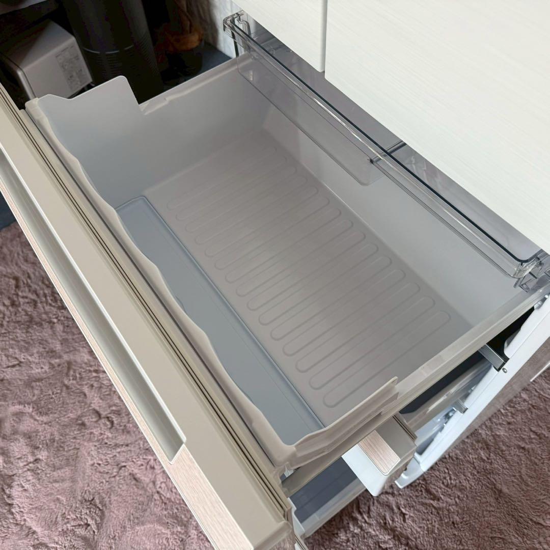 Duc Nguyen ✨冷蔵庫　シャープ　SJ-MF46J-W ホワイト