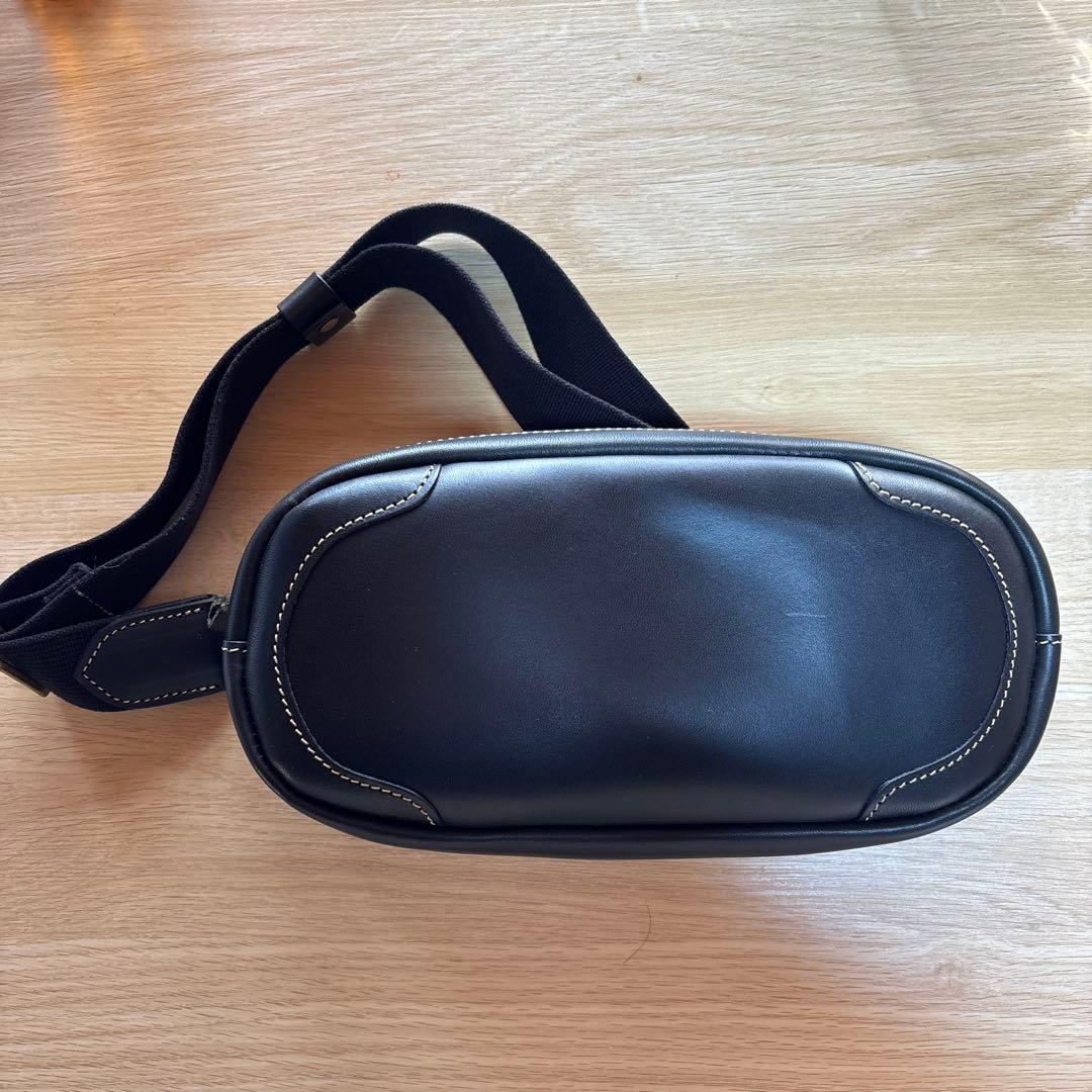 ポルコロッソ　スクエアクロスボディバッグ・ウエストポーチ　美品