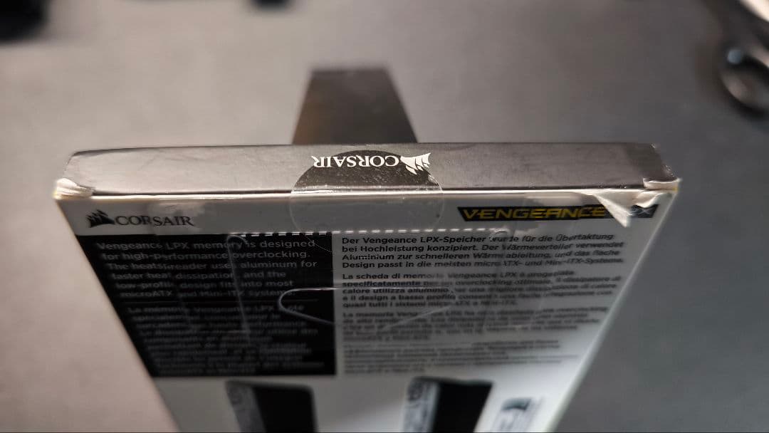 【未開封品】CORSAIR DDR4 3200MHz 32GB(16GB×2)