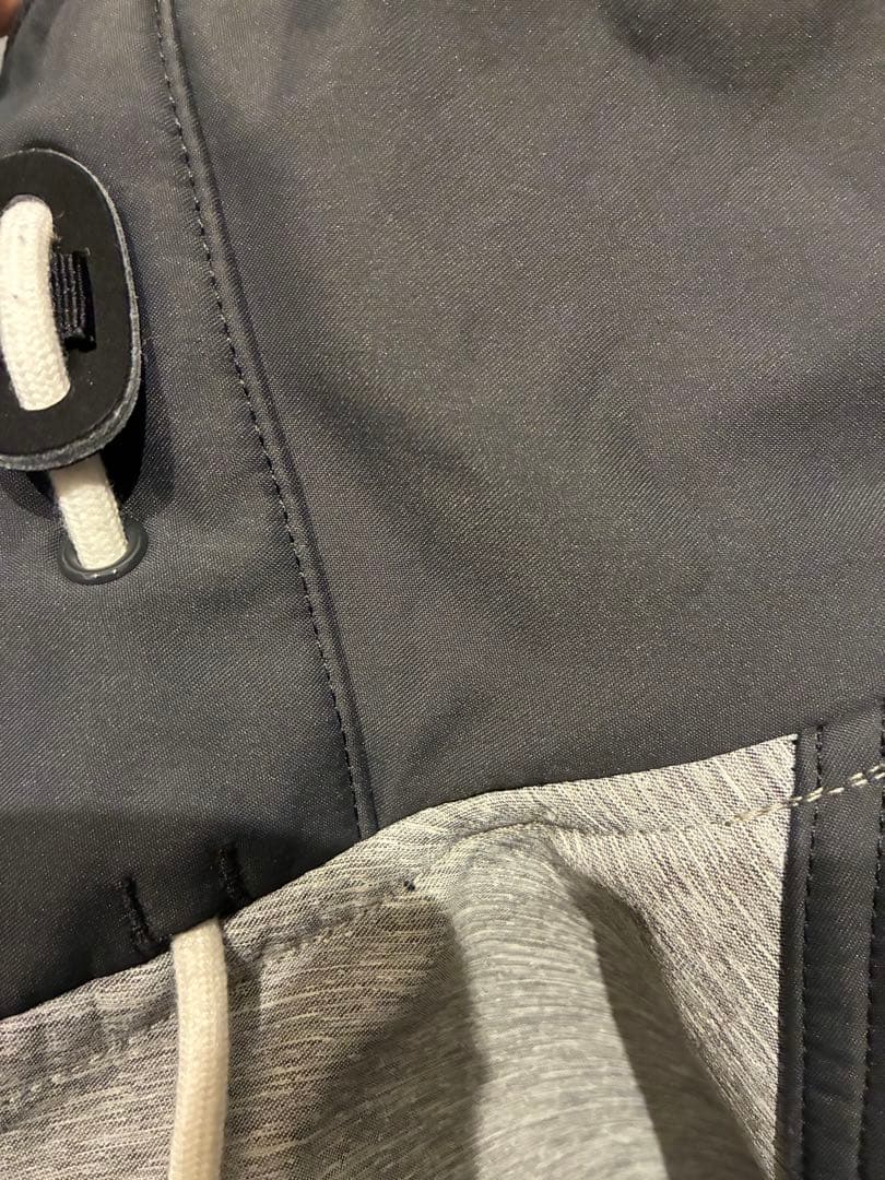 adidas スノーボードウェア フード付き Mサイズ